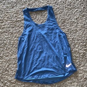 Nike running/workout top